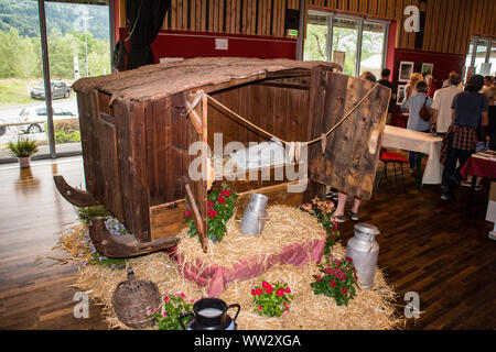 Salon du Livre de Montagne, Passy 2019: Shepherd's mobile Hütte (ca. 1780/1800) Stockfoto