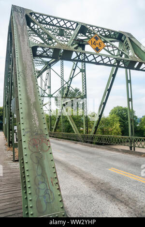 66 Avenue E. Brücke in Puyallup, Washington. Stockfoto