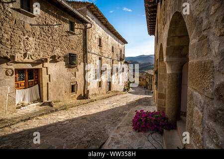Old Stone Street im Sos del Rey Catolico Stockfoto