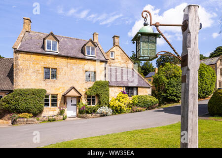 Alte Steinhäuser in der Cotswold Dorf Stanton, Gloucestershire, Großbritannien Stockfoto