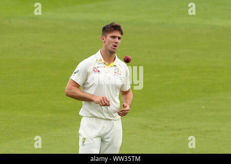 London, Großbritannien. 12 Sep, 2019. Mitchell Marsh von Australien während des Tages eine der 5 Specsavers Asche Test Match, Am Kia Oval Cricket Ground, London, England. Credit: ESPA/Alamy leben Nachrichten Stockfoto