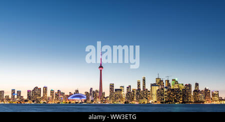 Toronto Wolkenkratzer von der Mitte der Insel, Ontario, Toronto Stockfoto