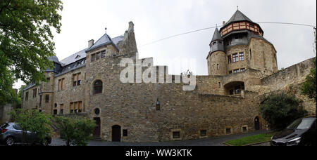 Schloss Alzey, heute Sitz des Amtsgerichtes und des Internats, Alzey, Rheinland-Pfalz, Deutschland Stockfoto