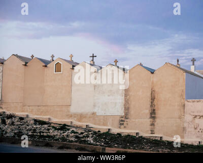 Externe Ansicht von Bonifacio Marine Friedhof in Korsika (Frankreich) Stockfoto