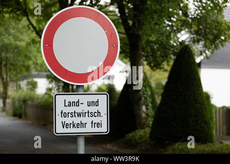 Anmelden Deutsch von kein Eintrag mit Ausnahme der Fahrzeuge, die frei von Schnee oder andere Elemente Stockfoto