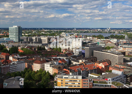 Blick vom Michel über die Stadt Hamburg. Stockfoto