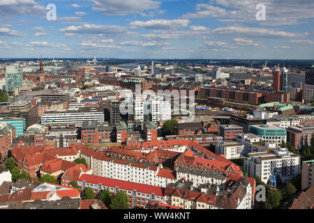 Blick vom Michel über die Stadt Hamburg. Stockfoto