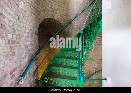 Treppen in Leuchtturm, DarÃŸer Ort in der Nähe von Prerow, DarÃŸ, Fischland-Darß-Zingst, Nationalpark Vorpommersche Boddenlandschaft, Mecklenburg-Vorpommern, Deutschland Stockfoto