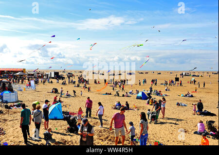 Die achte St Annes International Kite Festival 2019 auf die Städte Strand Stockfoto