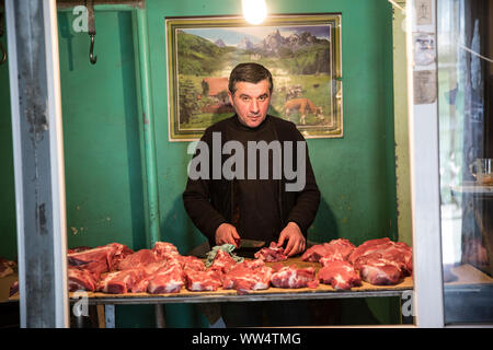 Dezerter Basar, von Tiflis größter Lebensmittelmarkt, Tsinamdzgvrishvili Straße, Tiflis, Georgien. Stockfoto