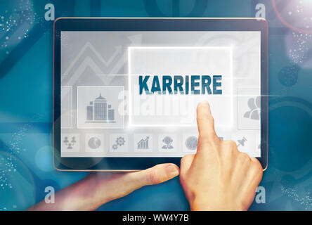 Eine Hand holiding einen Computer Tablet und drücken eine Karriere 'Karriere' Konzept. Stockfoto