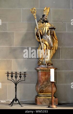 Abbildung eines Heiligen in Münster St. Nikolaus Überlingen Stockfoto