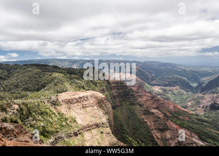 Berglandschaft im Hinterland, Kauai, Hawaii, USA Stockfoto