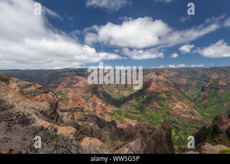 Berglandschaft im Hinterland, Kauai, Hawaii, USA Stockfoto