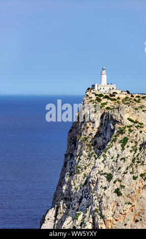 Spanien, Mallorca, Cap Formentor, Felsen, Meer, Leuchtturm, sky Stockfoto