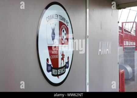 Crawley Town FC v Cheltenham Town FC auf die Leute in der Pension Stadion (Sky Bet Liga zwei - 31 August 2019) - die Leute, die in der Pension Stadion Bild b Stockfoto