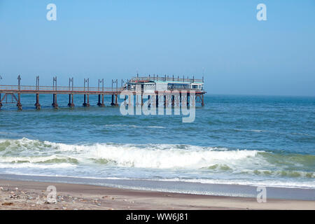 Afrika, Namibia, Swakopmund, Walvis Bay, Pier Stockfoto