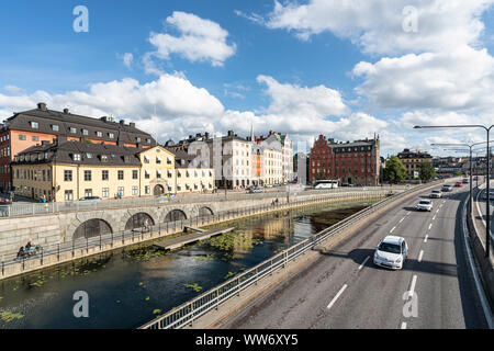 Stockholm, Schweden. September 2019. Ein Blick von der Brücke Riddarholmsbron in Gamla Stan Insel. Stockfoto