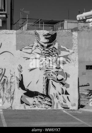 Ein schwarz-weiß Bild von Street Art in der zentralen kulturellen Zentrum von Paphos (Zypern). Stockfoto