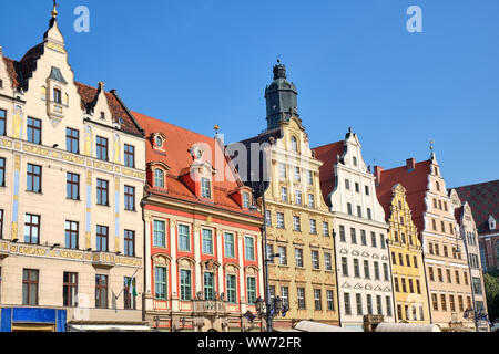 Bunte Häuser am Marktplatz in Wroclaw, Polen Stockfoto