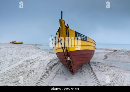 Europa, Polen, Pommern, Natac wielka, Strand, fising Boot Stockfoto