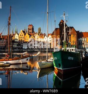 Europa, Polen, Pommern, Gdansk/Danzig Mottlau, das mittelalterliche Krantor Zuraw, Altstadt Stockfoto