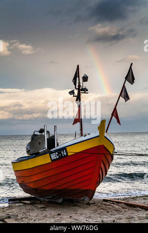 Europa, Polen, Pommern, mechelinki Strand, Angeln Boot Stockfoto