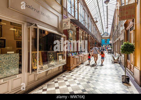 Frankreich, Paris, Stadtzentrum, Passage Jouffroy, überdachte Einkaufspassage, verschiedene Geschäfte Stockfoto