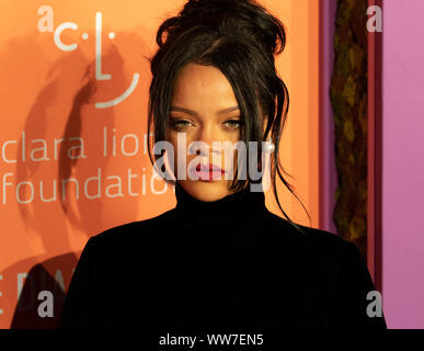 Rihanna besucht 5. jährlichen Diamond Ball zugunsten der Clara Lionel Stiftung bei Cipriani Wall Street (Foto von Lew Radin/Pacific Press) Stockfoto