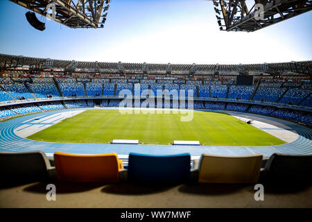 13. September 2019, San Paolo Stadion Fuorigrotta, Neapel, Italien; Die San Paolo Stadion ist zum ersten Mal der Öffentlichkeit nach umfangreichen Renovierungsarbeiten zum Stadion - Redaktionelle verwenden Sie nur geöffnet. Stockfoto