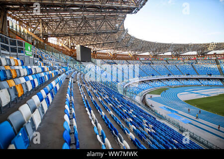 13. September 2019, San Paolo Stadion Fuorigrotta, Neapel, Italien; Die San Paolo Stadion ist zum ersten Mal der Öffentlichkeit nach umfangreichen Renovierungsarbeiten zum Stadion - Redaktionelle verwenden Sie nur geöffnet. Stockfoto