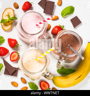 Satz von Milchshakes in Mason jars. Stockfoto