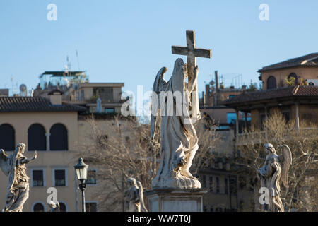 Italien, Rom, Skulptur auf der Ponte Sant'Angelo Stockfoto