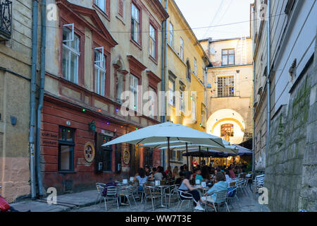 Lemberg (Lwiw, Lemberg): Virmenska Straße, Restaurant, Oblast Lwiw, Ukraine Stockfoto