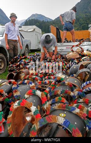 Treffpunkt der Kuhglocken, Almabtrieb in Oberstdorf, Allgäu, Schwaben, Bayern, Deutschland Stockfoto