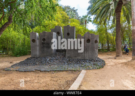 Skulptur, "Homeja ein las Islas Canarias", Pablo Serrano, 1908-1985, spanischer Bildhauer, Parque Garcia Sanabria, Botanischer Garten, Santa Cruz, Santa Cruz de Tenerife, Kanarische Inseln, Spanien, Europa Stockfoto