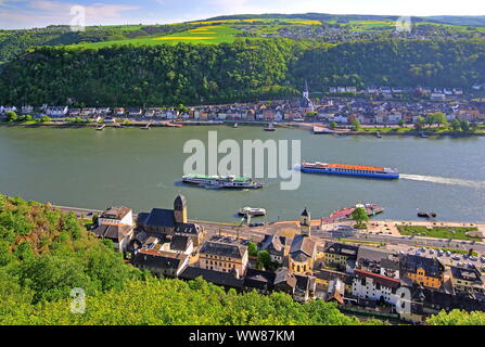 Ausflug Schiff paddlesteamer Goethe und Fluss Kreuzfahrt auf dem Rhein mit den Orten St. Goar und St. Goarshausen, Mittelrheintal, Rhein, Rheinland-Pfalz, West Germany, Deutschland Stockfoto