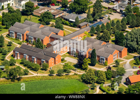 Luftbild, das Kloster des Heiligen Kreuzes, Hoetemarer Straße, Spillenbach, Freckenhorst, Warendorf, MÃ¼nsterland, Nordrhein-Westfalen, Deutschland, Europa Stockfoto