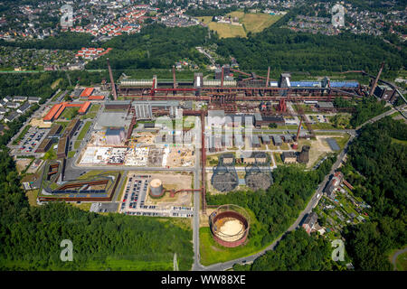 Luftaufnahme, Neubau der RAG-Stiftung bei der Kokerei Zollverein Essen, RAG AG, World Heritage Site, Ruhrgebiet, Nordrhein-Westfalen, Deutschland Stockfoto