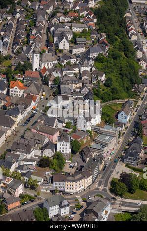 Neubau der Sauerland Museum, Altstadt von Arnsberg, Glockenturm, historische Altstadt, Arnsberg, Sauerland, Nordrhein-Westfalen, Deutschland Stockfoto