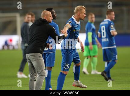 Magdeburg, Deutschland. 13 Sep, 2019. firo: 13.09.2019, Fußball, 3.Bundesliga, Saison 2019/2020, 1.FC Magdeburg - MSV Duisburg 1:1 Trainer goalsten LIEBERKNECHT, MSV nach der Pfeife mit Sören BERTRAM, Magdeburg | Verwendung der weltweiten Kredit: dpa/Alamy leben Nachrichten Stockfoto