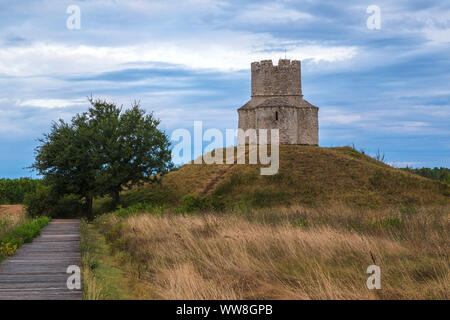 Romanische St. Nikolaus-Kirche in Prahulje in der Nähe von Nin, wo der kroatischen Könige gekrönt wurden, Gespanschaft Zadar, Dalmatien, Kroatien, Europa Stockfoto