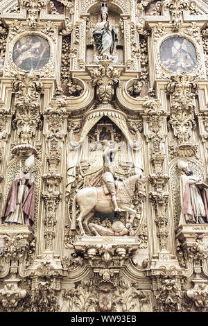 Das wunderschöne, handgefertigte Innere der Kathedrale von Granada, Granada, Spanien. Stockfoto