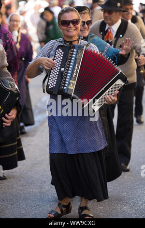 Dorffest in Flumet Stockfoto