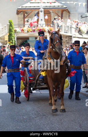 Dorffest in Flumet Stockfoto