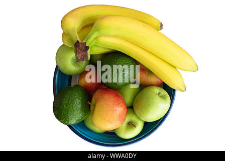 Blick von oben auf die Keramik Schüssel gefüllt mit gesundem Obst isoliert auf weißem Stockfoto