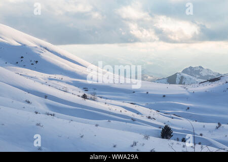 Berge in der Provinz in der Nähe von Erzurum Narman, Erzurum, Türkei Stockfoto