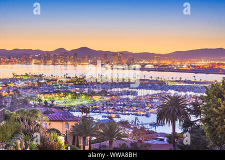 San Diego, Kalifornien, USA Stadtbild über die Bucht. Stockfoto