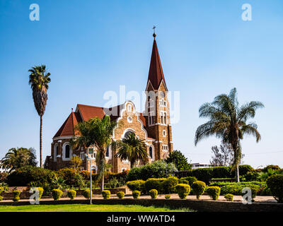 Christus Kirche Blick aus dem Parlament Garten in Windhoek, Namibia Stockfoto