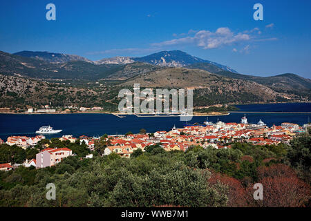 Panoramablick von Argostoli, der Hauptstadt von Kefalonia (oder "Kefalonia") Insel, Ionisches Meer, Griechenland. Stockfoto